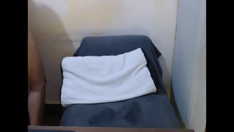 hotasianyue69 online show from 02/19/26, 03:52