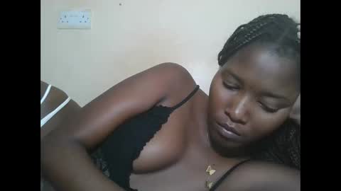 love online show from 10/28/25, 05:37