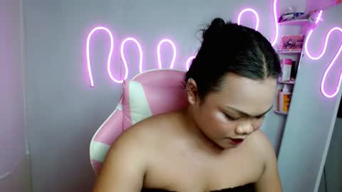 Snapshot of hotbabe_rica chatting on 02/08/26, 12:30 Ricaa online show from 02/08/26, 12:30