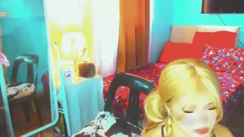 Snapshot of hotbabe_tanya chatting on 01/05/25, 05:30 T A N Y A online show from 01/05/25, 05:30