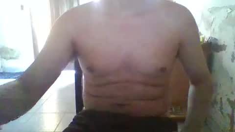 Snapshot of hotbaby6900 chatting on 03/05/25, 12:33 hotbaby6900 online show from 03/05/25, 12:33