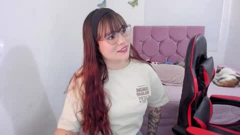 Snapshot of hotbbcwife chatting on 11/29/25, 09:07 lesly and ander online show from 11/29/25, 09:07