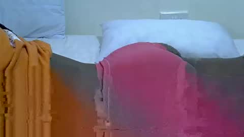 hotberry_7 online show from 04/16/26, 05:25