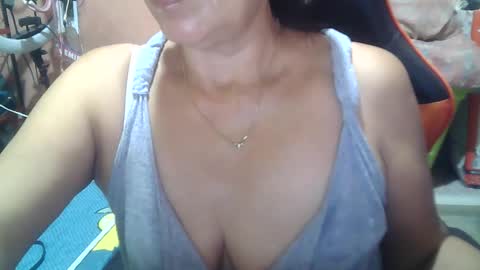 hotbetty_45 online show from 02/22/25, 09:56