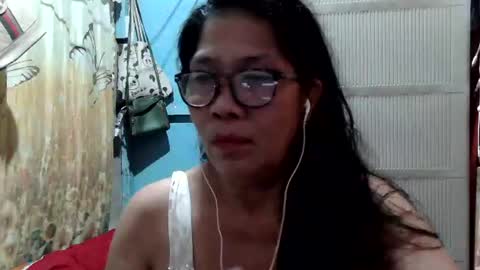 Snapshot of hotbetty_45 chatting on 07/12/26, 12:18 hotbetty_45 online show from 07/12/26, 12:18