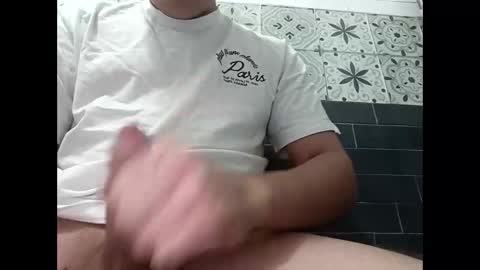 Snapshot of hotboy202532 chatting on 11/02/25, 12:02 hotboy202532 online show from 11/02/25, 12:02