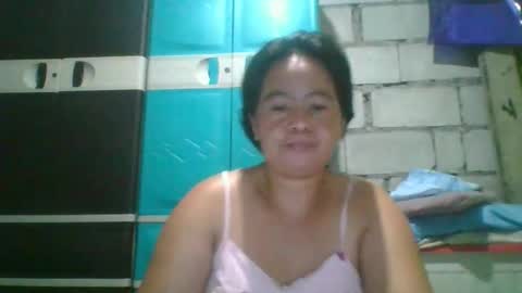 hotchicks4uxx online show from 02/15/26, 01:31