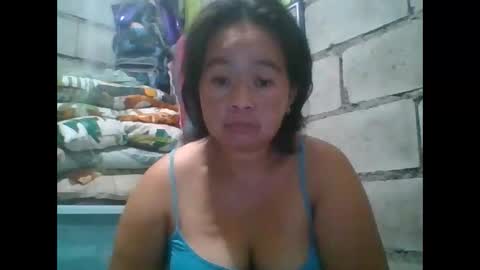 Snapshot of hotchicks4uxx chatting on 04/07/26, 12:22 hotchicks4uxx online show from 04/07/26, 12:22