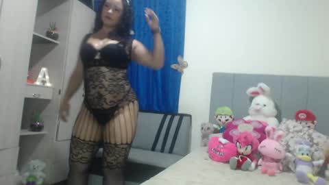 Snapshot of hotconnection_ chatting on 05/30/26, 02:52 Hot Connection online show from 05/30/26, 02:52
