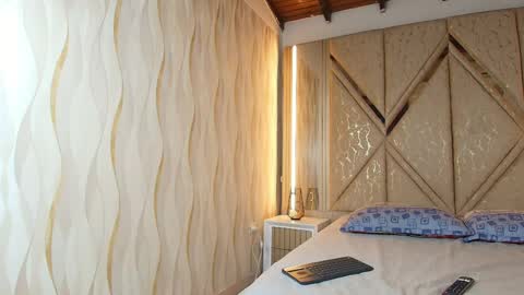 hotcouple_222 online show from 04/06/26, 01:12