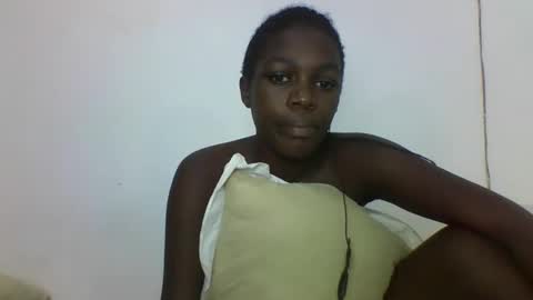 VICTORIA online show from 09/22/25, 04:03