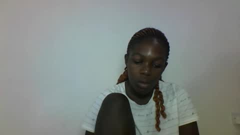 VICTORIA online show from 10/07/25, 02:31