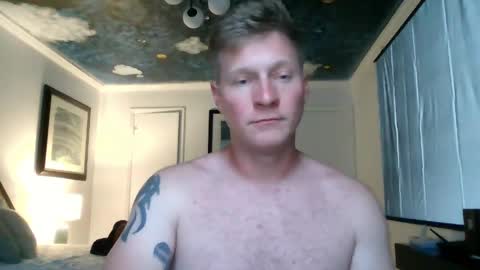 Snapshot of hotdadforyou chatting on 05/18/26, 11:54 hotdadforyou online show from 05/18/26, 11:54