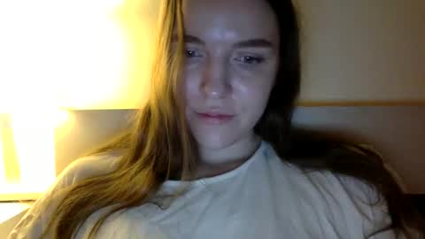 Snapshot of hoteffy chatting on 12/14/24, 10:50 effy online show from 12/14/24, 10:50