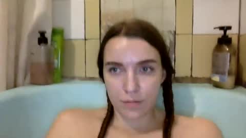 Snapshot of hoteffy chatting on 01/19/25, 11:43 effy online show from 01/19/25, 11:43