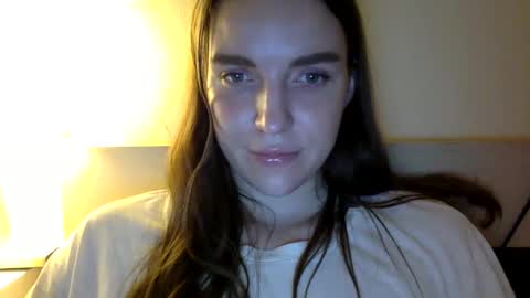 Snapshot of hoteffy chatting on 03/03/25, 08:32 effy online show from 03/03/25, 08:32