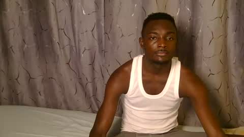 hoter_ online show from 07/02/26, 12:11