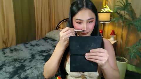 EVA online show from 11/06/25, 11:15