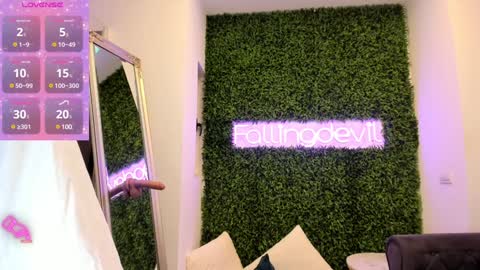 Snapshot of hotfallingdevil chatting on 02/06/25, 05:46 hotfallingdevil online show from 02/06/25, 05:46