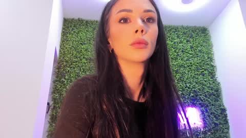 Snapshot of hotfallingdevil chatting on 01/17/26, 05:34 hotfallingdevil online show from 01/17/26, 05:34