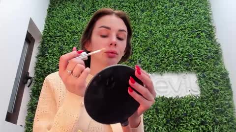 hotfallingdevil online show from 04/06/26, 03:59