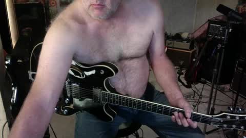 Snapshot of hotforteacher1977 chatting on 12/16/24, 08:20 Smoochface online show from 12/16/24, 08:20