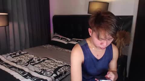 Snapshot of hotfucker_drei chatting on 10/06/25, 03:37 hotfucker_drei online show from 10/06/25, 03:37