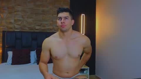 Snapshot of hotfuckers4uu chatting on 03/03/25, 11:24 felipe marcello online show from 03/03/25, 11:24