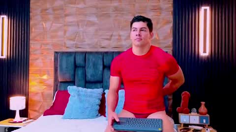 felipe  marcello online show from 05/26/26, 02:13