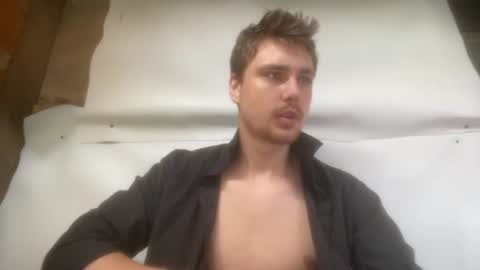 Snapshot of hotgentleman_3003 chatting on 07/03/26, 07:37 William online show from 07/03/26, 07:37