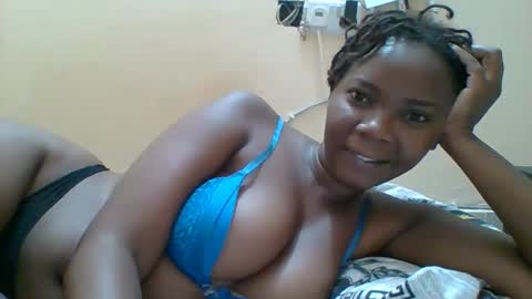 Queen online show from 02/24/26, 04:10