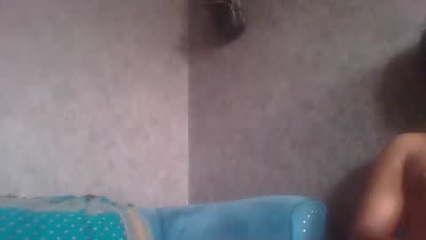 Snapshot of hotguyy001 chatting on 02/15/25, 01:38 hotguyy001 online show from 02/15/25, 01:38