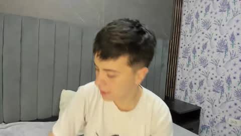 hannah online show from 12/01/25, 01:21