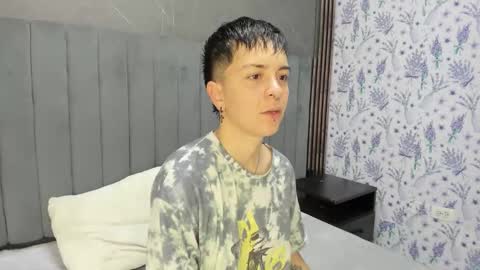 hannah online show from 12/02/25, 01:00