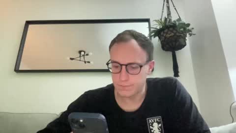 Snapshot of hotholby86 chatting on 02/01/25, 06:08 hotholby86 online show from 02/01/25, 06:08