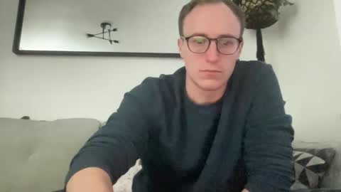 Snapshot of hotholby86 chatting on 11/02/25, 04:42 hotholby86 online show from 11/02/25, 04:42