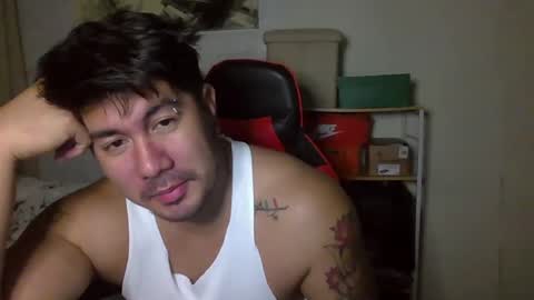 Snapshot of hothunkybear23 chatting on 12/03/24, 10:17 Khel online show from 12/03/24, 10:17