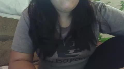 hotiemorenagurl18 online show from 02/02/26, 03:05