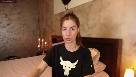Lia   online show from 07/11/26, 07:16