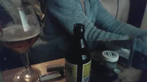 hotizzy44 online show from 11/19/25, 08:20