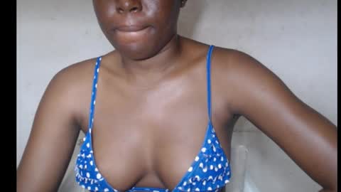 hotjessie0 online show from 09/18/25, 04:36