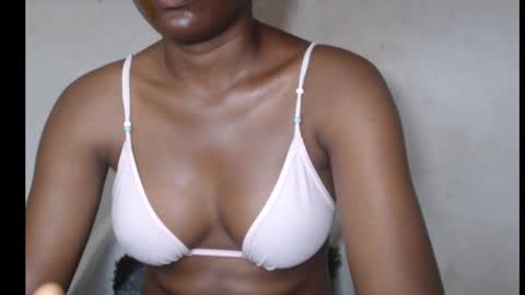 hotjessie0 online show from 09/27/25, 04:50