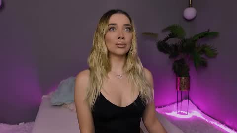 Maria online show from 03/25/26, 05:02