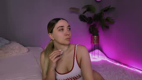 Maria online show from 04/10/26, 08:52