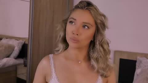 Maria online show from 06/09/26, 06:58
