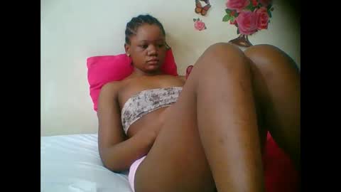 LOYCE online show from 11/06/25, 02:12