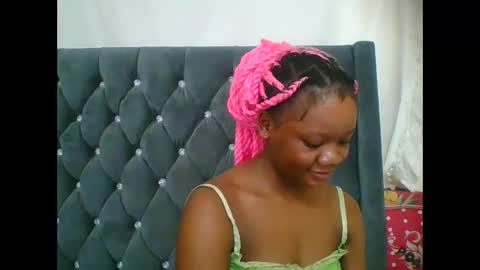 LOYCE online show from 12/14/25, 08:02