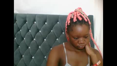 LOYCE online show from 02/21/26, 07:20