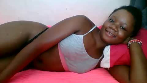 Snapshot of hotjeylee chatting on 05/01/26, 03:22 LOYCE online show from 05/01/26, 03:22