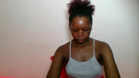 Snapshot of hotjeylee chatting on 05/03/26, 07:20 LOYCE online show from 05/03/26, 07:20